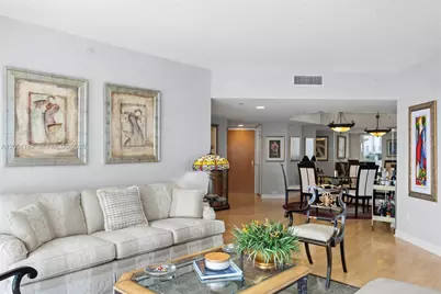 21205 Yacht Club Dr #2403, Aventura, FL 33180 - Photo 6