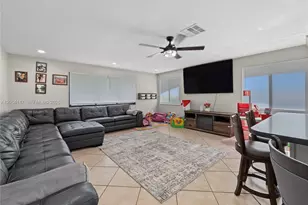 225 NW 21st St, Homestead, FL 33030 - Photo 16