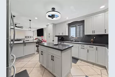 225 NW 21st St, Homestead, FL 33030 - Photo 22