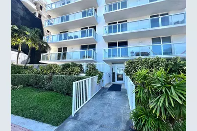 2457 Collins Ave #402, Miami Beach, FL 33140 - Photo 4