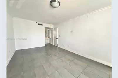 2457 Collins Ave #402, Miami Beach, FL 33140 - Photo 8