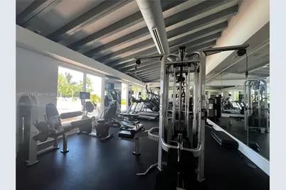 2457 Collins Ave #402, Miami Beach, FL 33140 - Photo 28