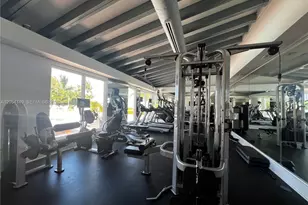 2457 Collins Ave, Miami Beach, FL 33140 - Photo 28