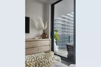 801 S Miami Ave #3810, Miami, FL 33131 - Photo 12