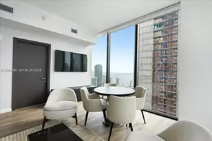 20 NE 11th St, Miami, FL 33132 - Photo 4