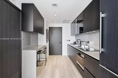 20 NE 11th St #4904 A, Miami, FL 33132 - Photo 4