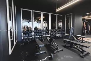 20 NE 11th St, Miami, FL 33132 - Photo 30