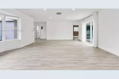 3192 NW 40th Ct, Lauderdale Lakes, FL 33309 - Photo 16