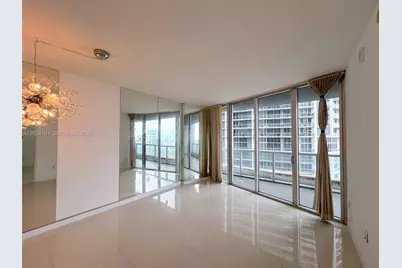 495 Brickell Av #4208, Miami, FL 33131 - Photo 4