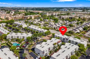 8585 NW 6th Ln, Miami, FL 33126 - Photo 28