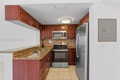 8585 NW 6th Ln #9-208, Miami, FL 33126 - Photo 8