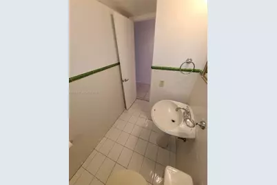 1605 Bay Rd #206, Miami Beach, FL 33139 - Photo 16