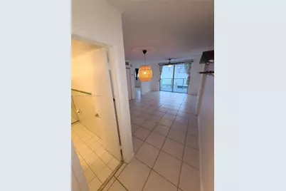 1605 Bay Rd #206, Miami Beach, FL 33139 - Photo 14