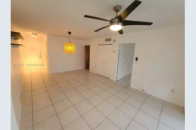 1605 Bay Rd #206, Miami Beach, FL 33139 - Photo 20