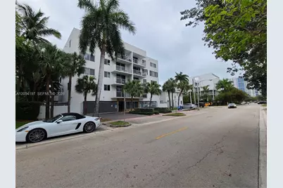 1605 Bay Rd #206, Miami Beach, FL 33139 - Photo 6