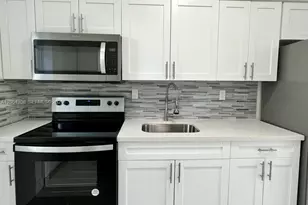 917 NW 103rd St, Miami, FL 33150 - Photo 6