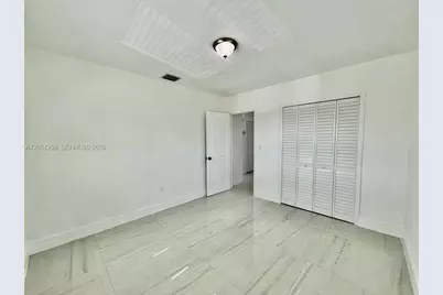 917 NW 103rd St #917, Miami, FL 33150 - Photo 12