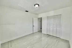 917 NW 103rd St, Miami, FL 33150 - Photo 12