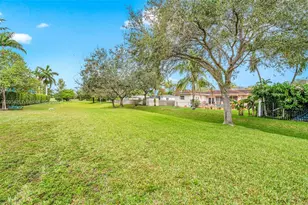 1080 NE 104th St, Miami Shores, FL 33138 - Photo 50