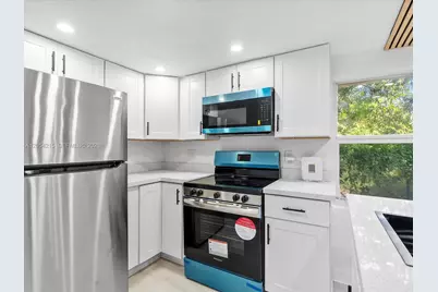1829 NW 62nd Ter #N/A, Miami, FL 33147 - Photo 32
