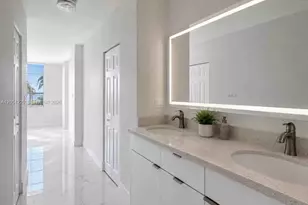 500 Bayview Dr, Sunny Isles Beach, FL 33160 - Photo 10