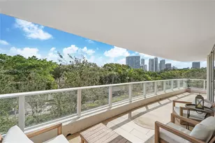 4250 Biscayne Blvd, Miami, FL 33137 - Photo 6