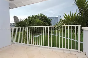 7570 SW 82nd St, Miami, FL 33143 - Photo 8