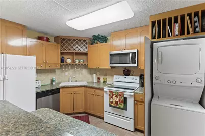 4020 Galt Ocean Dr #203, Fort Lauderdale, FL 33308 - Photo 18