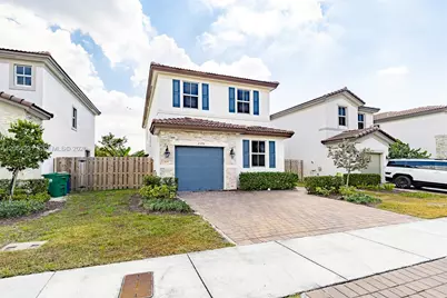 2370 NW 131st Cir, Miami, FL 33167 - Photo 2
