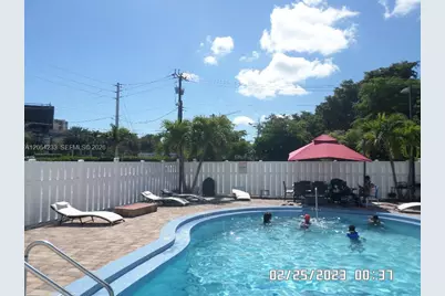 11750 NE 16th Ave #408, Miami, FL 33161 - Photo 6