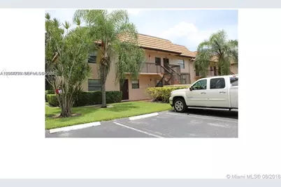 10437 NW 11th St #202, Pembroke Pines, FL 33026 - Photo 1