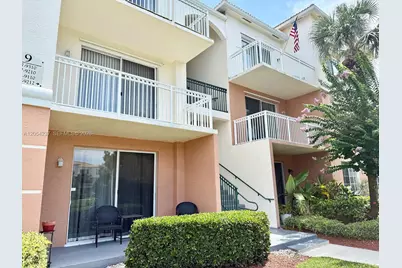 9208 W Myrtlewood Cir W #208, Palm Beach Gardens, FL 33418 - Photo 2