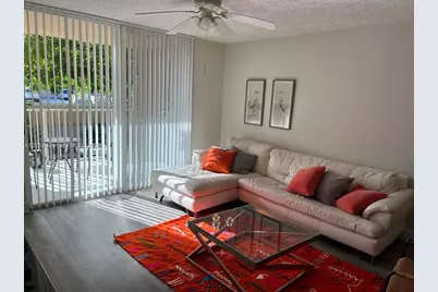 19901 E Country Club Dr #2207, Aventura, FL 33180 - Photo 2