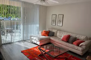 19901 E Country Club Dr, Aventura, FL 33180 - Photo 2