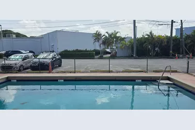 7901 SW 64th Ave #4, South Miami, FL 33143 - Photo 2