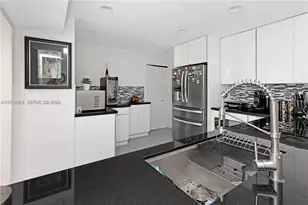 14203 SW 66th St, Miami, FL 33183 - Photo 8
