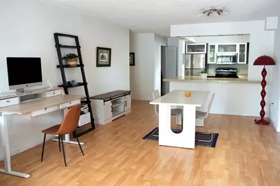 1045 10th St #204, Miami Beach, FL 33139 - Photo 1