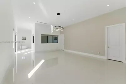 10005 SW 66th St, Miami, FL 33173 - Photo 24