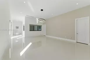 10005 SW 66th St, Miami, FL 33173 - Photo 24