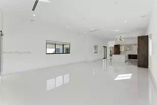10005 SW 66th St, Miami, FL 33173 - Photo 18