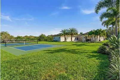 10005 SW 66th St, Miami, FL 33173 - Photo 56
