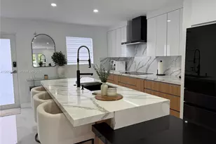 1955 NE 123rd St, North Miami, FL 33181 - Photo 8