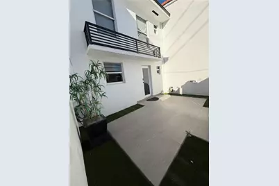1955 NE 123rd St, North Miami, FL 33181 - Photo 4