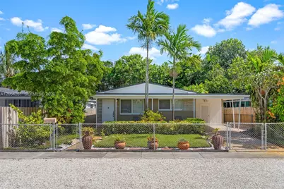 766 E 36th St, Hialeah, FL 33013 - Photo 1