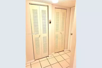 5765 W 25th Ct #211, Hialeah, FL 33016 - Photo 12