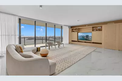 700 NE 24th St #5502, Miami, FL 33137 - Photo 1