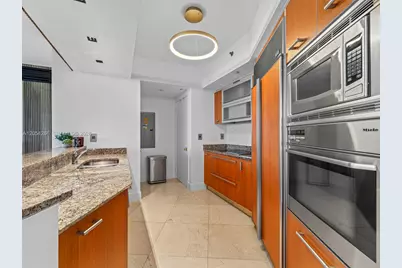 400 Alton Rd #808, Miami Beach, FL 33139 - Photo 6