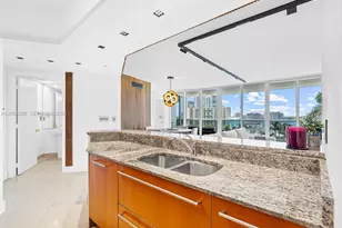 400 Alton Rd, Miami Beach, FL 33139 - Photo 8