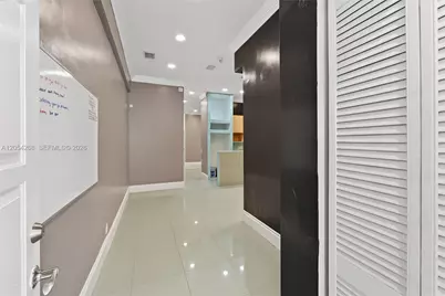 3313 NE 32nd St, Fort Lauderdale, FL 33308 - Photo 16
