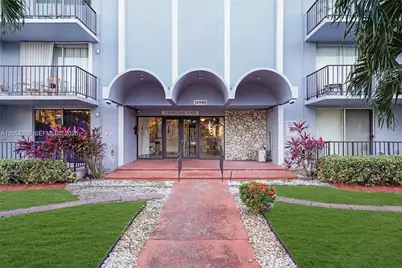12500 NE 15th Ave #402, North Miami, FL 33161 - Photo 16